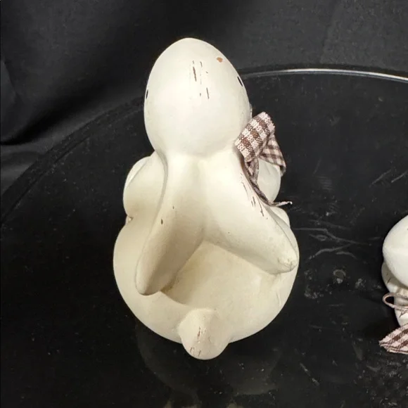 Pier 1 Set Of Two White Ceramic Rabbits - Picture 4 of 9